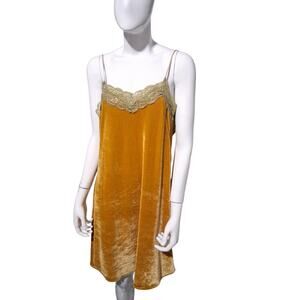 Y2K Aratta Velvet Dreams Womens size Medium Lace Fairycore Romantic Whimsi Dress